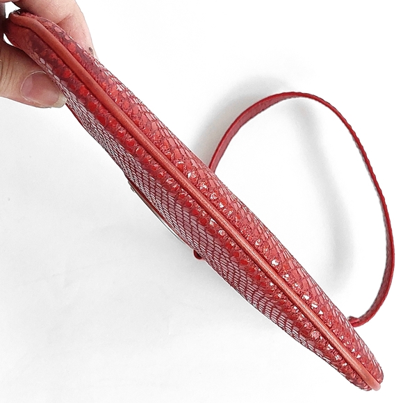 🗝Fossil Maddox Embossed Snakeskin Red Leather Wristlet - Picture 6 of 10